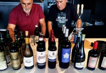 La XIII Cata Solidaria contra el Cáncer descorcha dos añadas históricas de Rioja