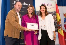 Marqués de Riscal recibe el Premio Raia Diplomática por su trayectoria y proyección internacional